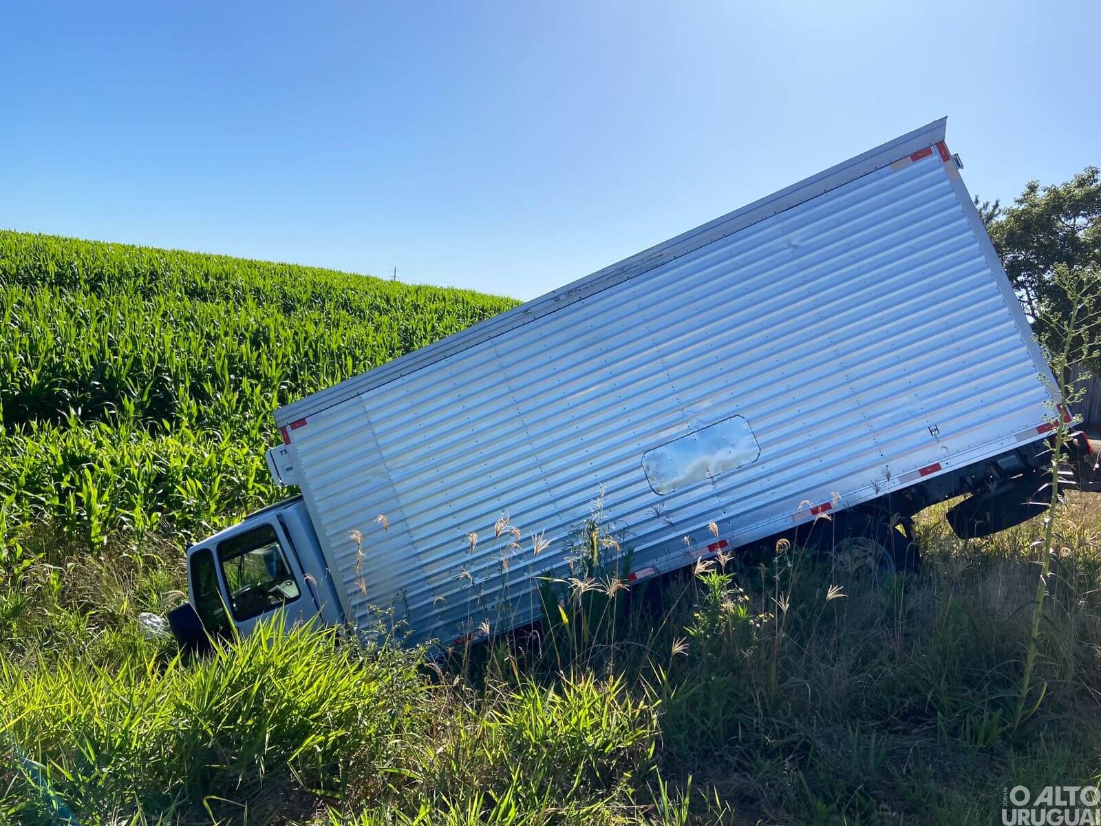 Homem e mulher morrem em acidente na BR-386