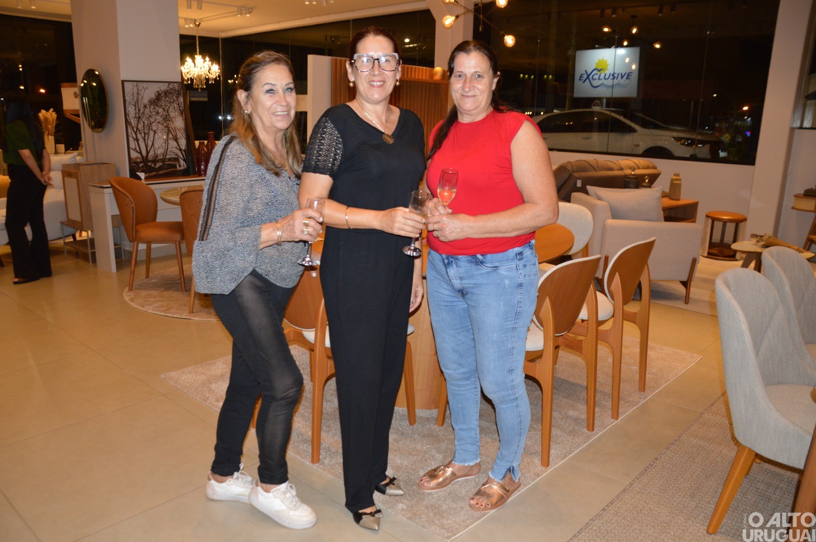 Móveis Lober inaugura novo espaço cama e banho com marcas renomadas