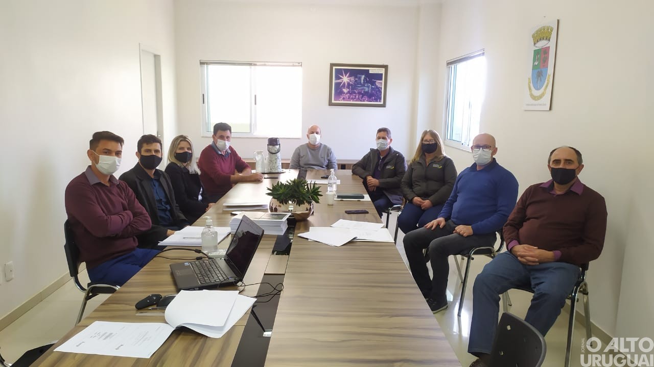 Municípios iniciam Movimento por Pavimentação Asfáltica