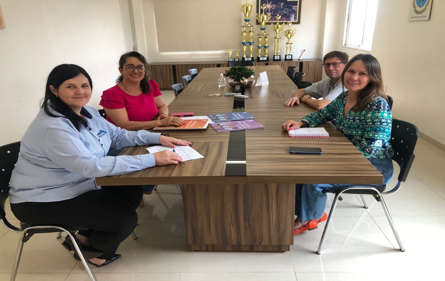 Disseminadora do programa Educação Fiscal visita Rodeio Bonito