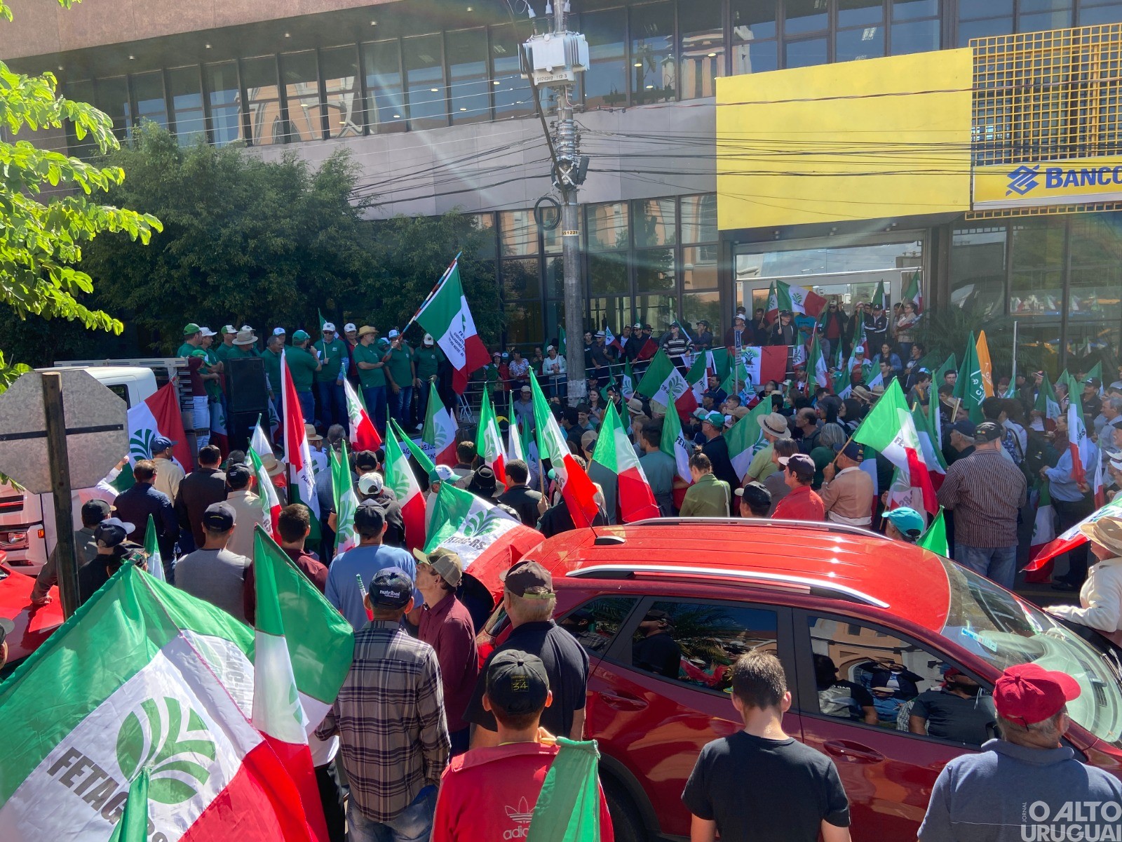 Trabalhadores rurais realizam manifestação em FW