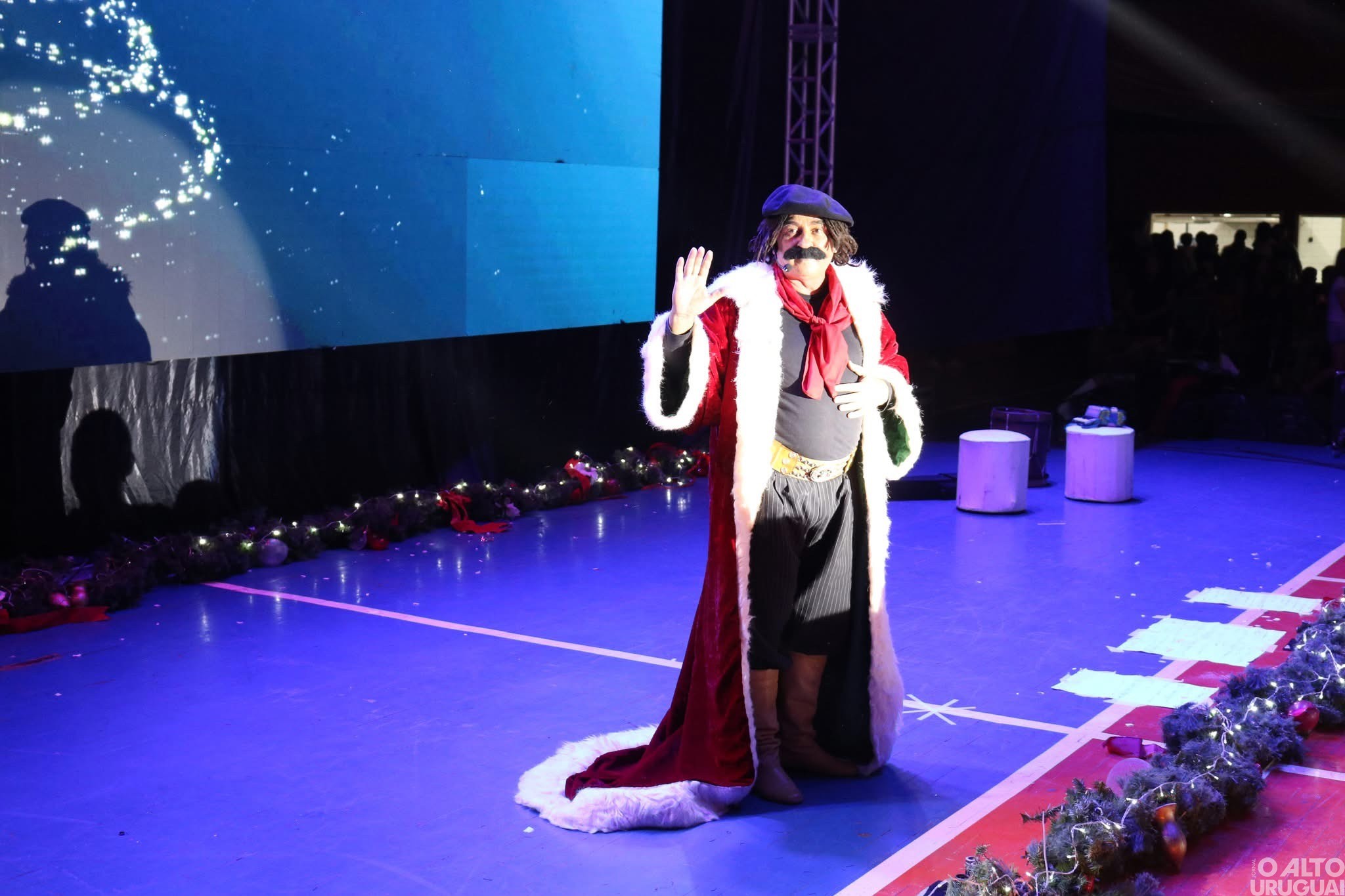 Pinhal celebra o Natal com grande espetáculo de música e comédia