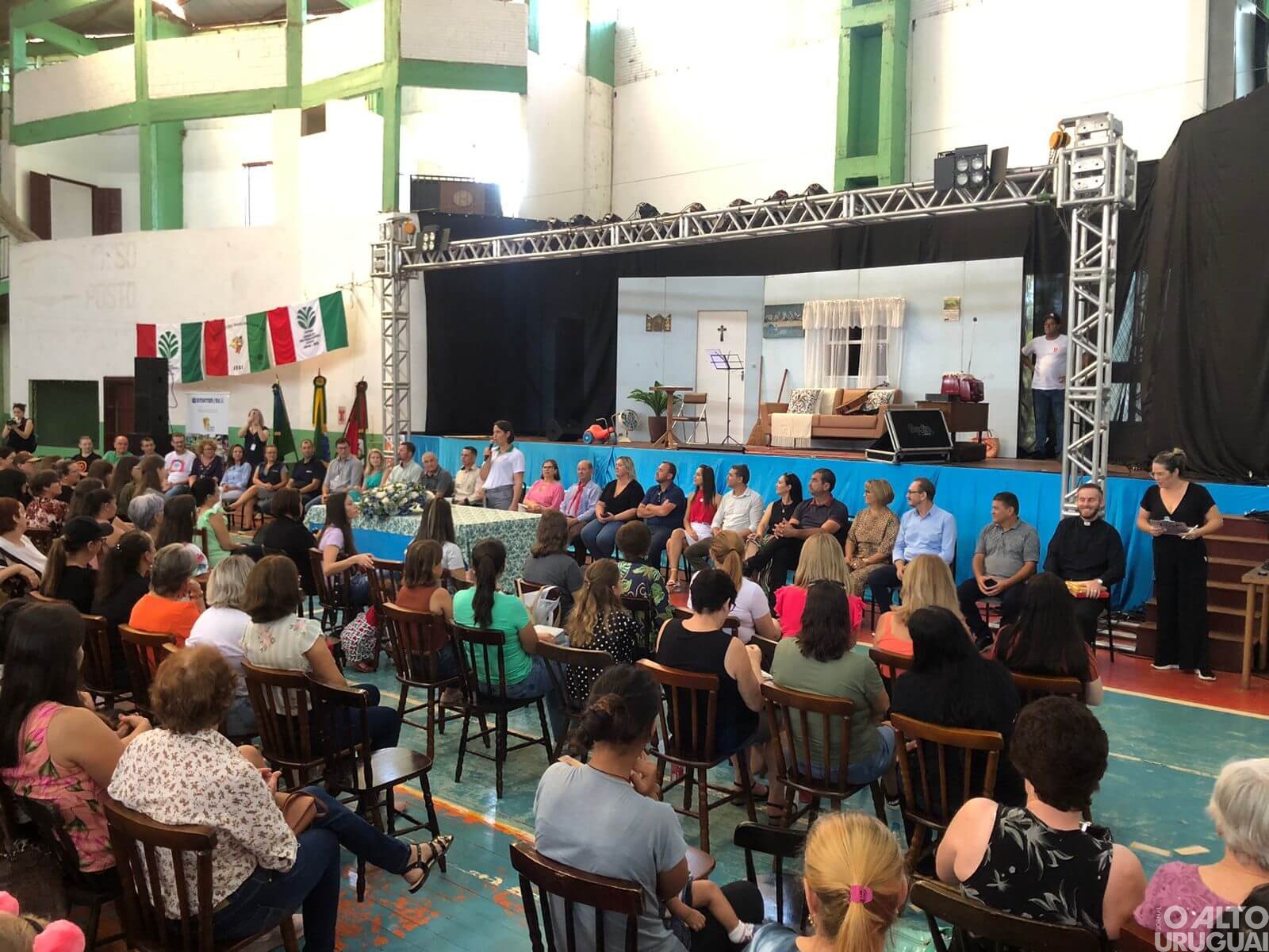 Encontro do Dia Internacional da Mulher é realizado em Iraí