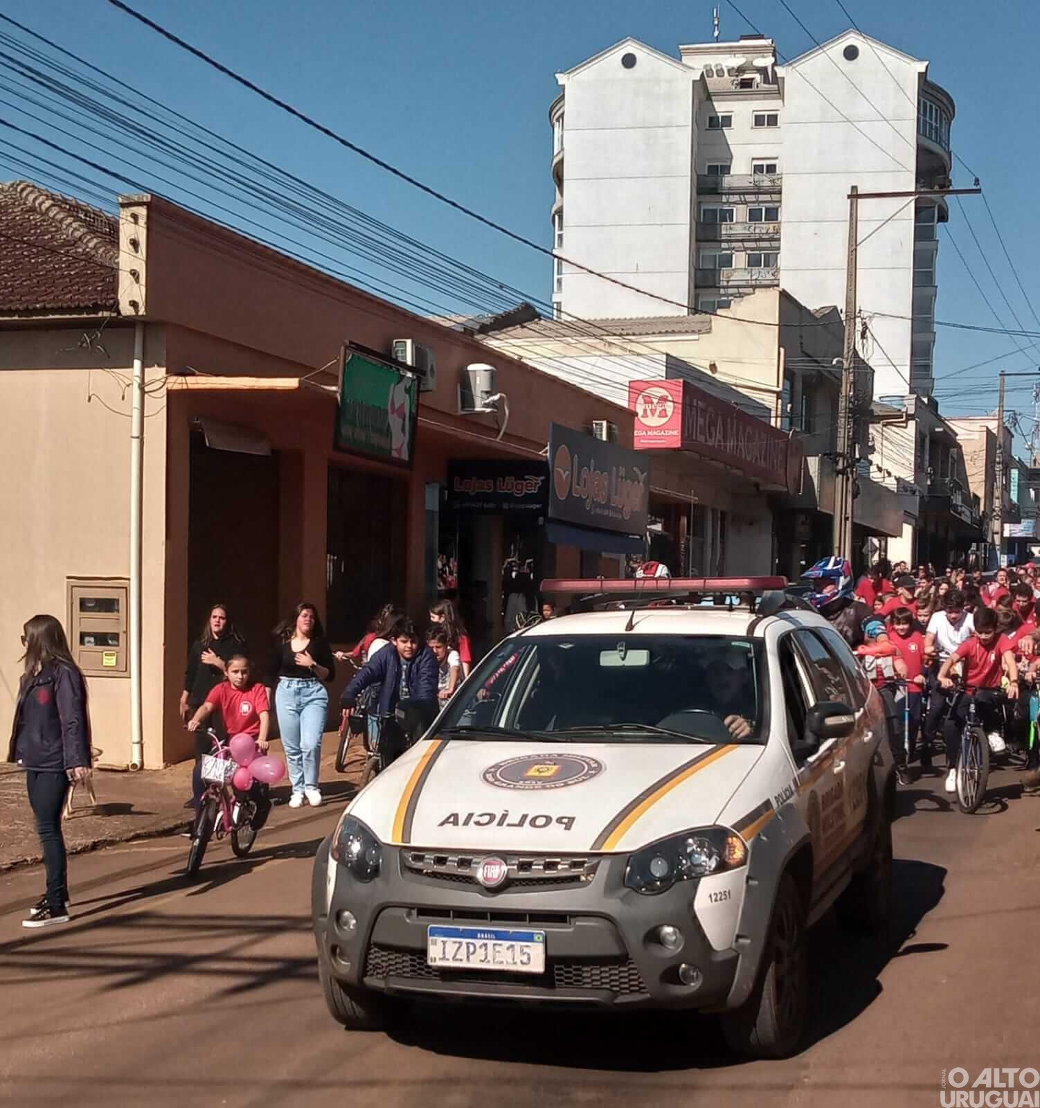 Escola Madre Tereza celebra 71 anos com passeio ciclístico em Seberi