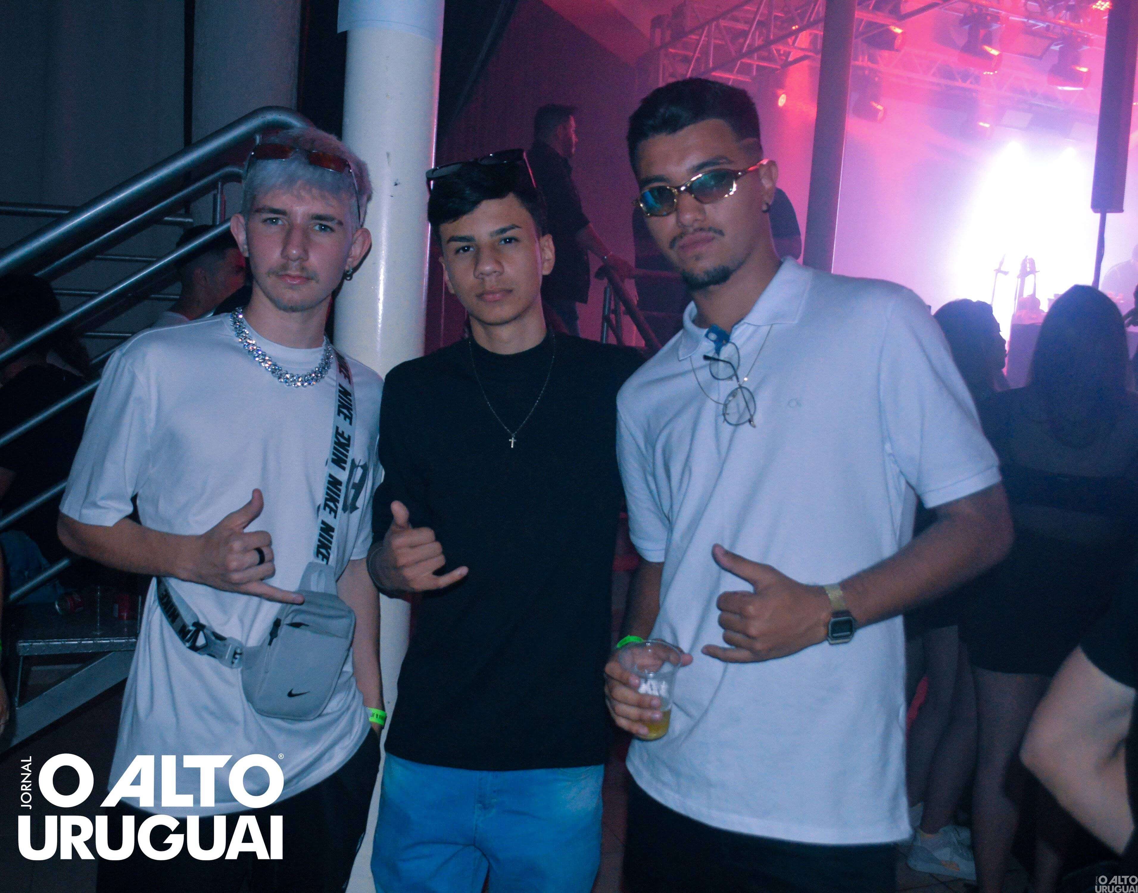 Show com Livinho reúne grande público em FW