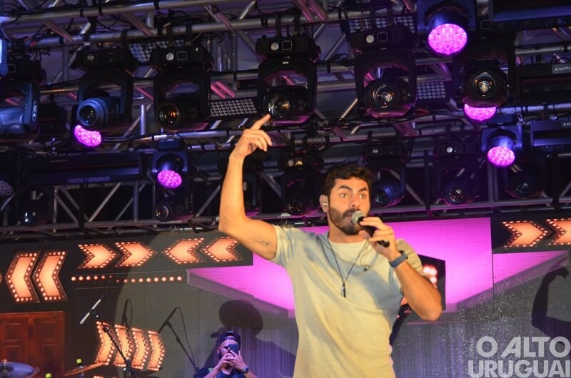 Show com Israel e Rodolffo reúne grande público em FW