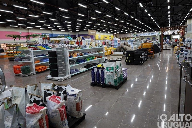 Cooper A1 inaugura empreendimento em Ametista do Sul