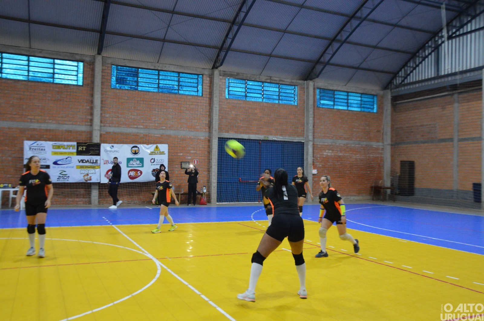 Copa Frederiquense de Vôlei é realizada na AABB-FW