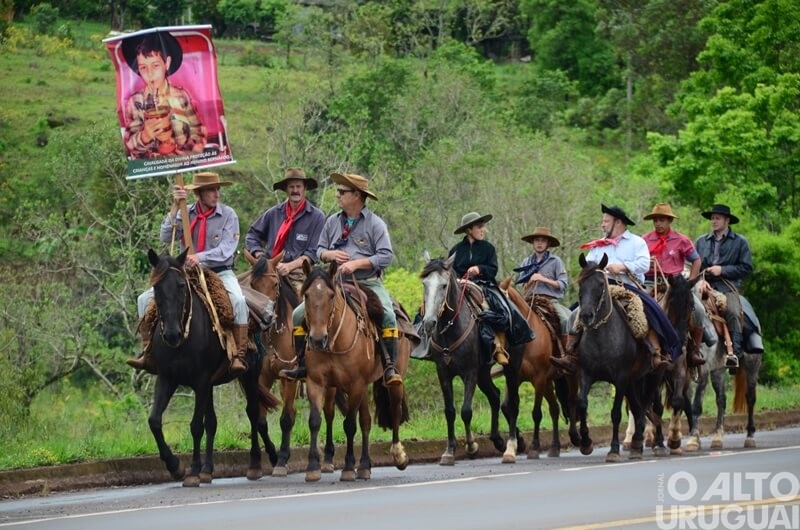 Menino Bernardo: cavalgada está mantida mesmo com a previsão de chuva