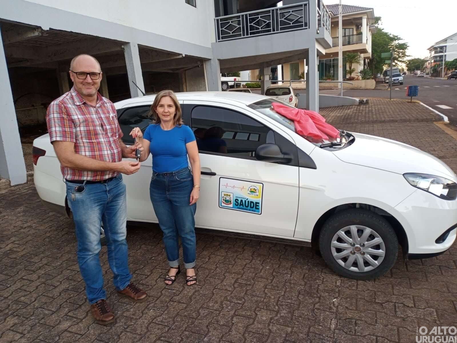 Prefeitura de Pinheirinho do Vale adquire novos veículos e aumenta frota municipal