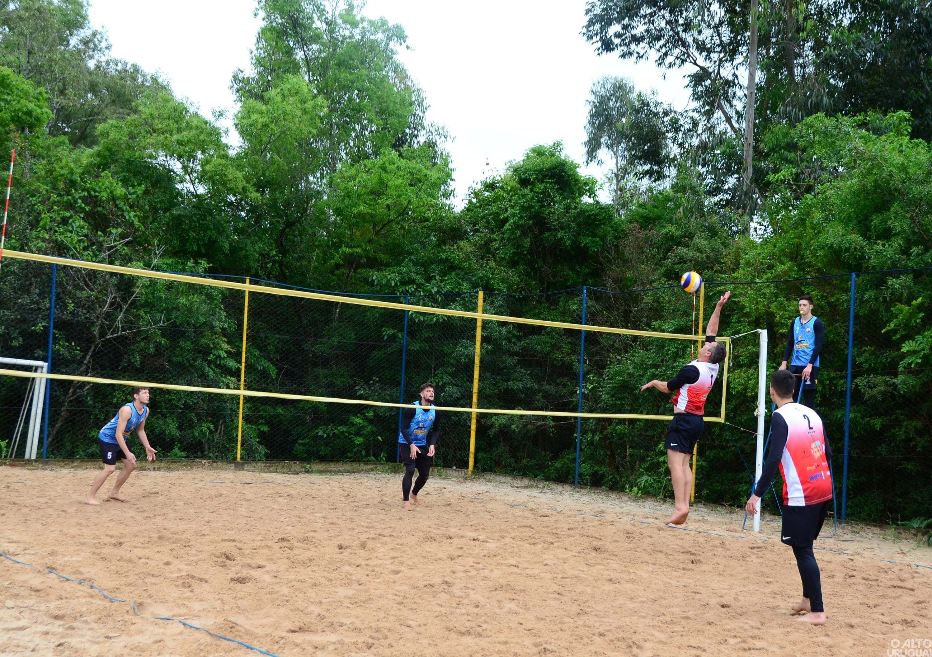 Torneio regional de vôlei de areia acontece na AABB