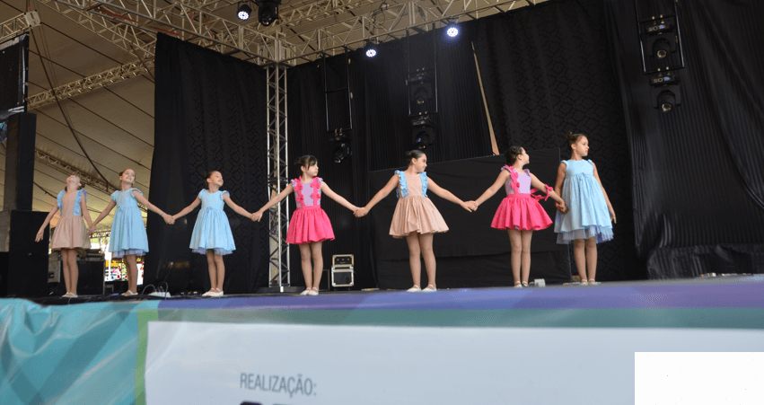 Expofred Cultural recebe Em Cena