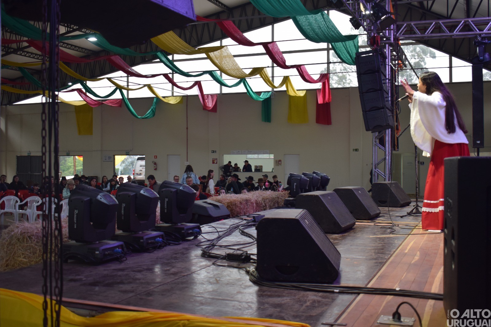 9º Canto do Barril encanta público durante Semana Farroupilha de FW