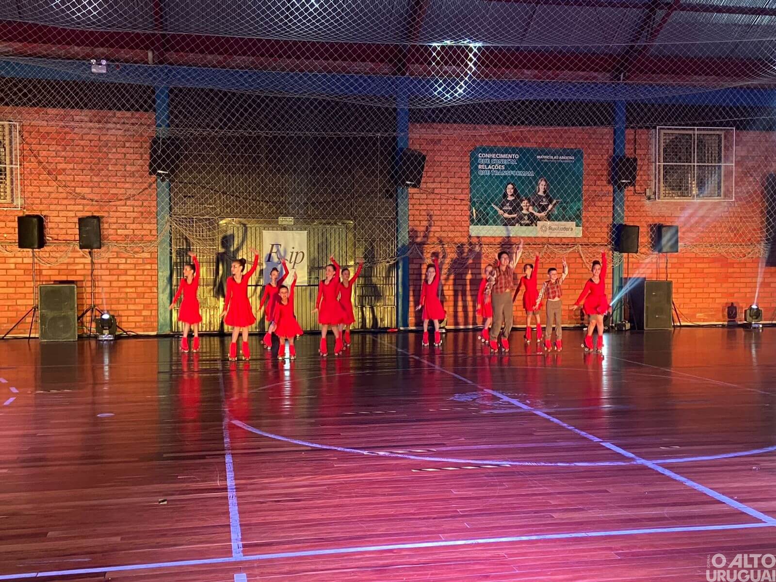 Escola Flip de Patinação Artística promove 2º Flip Show