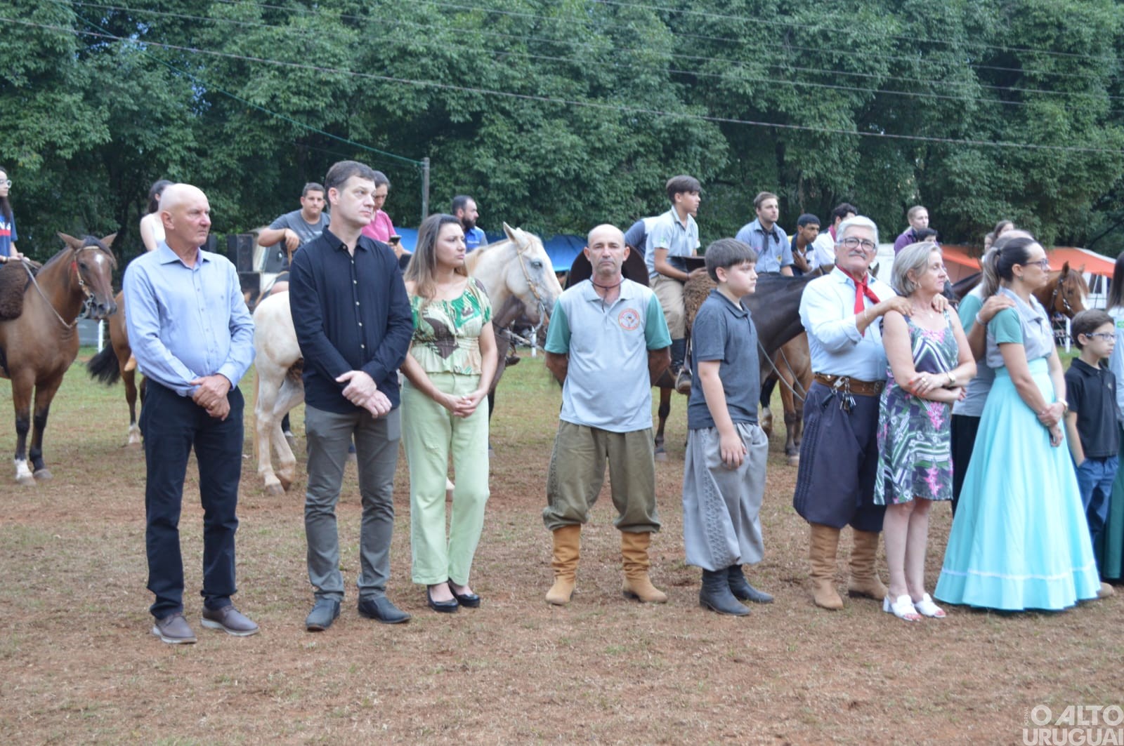 Oração da Ave Maria também marca segundo dia do Rodeio Crioulo de FW
