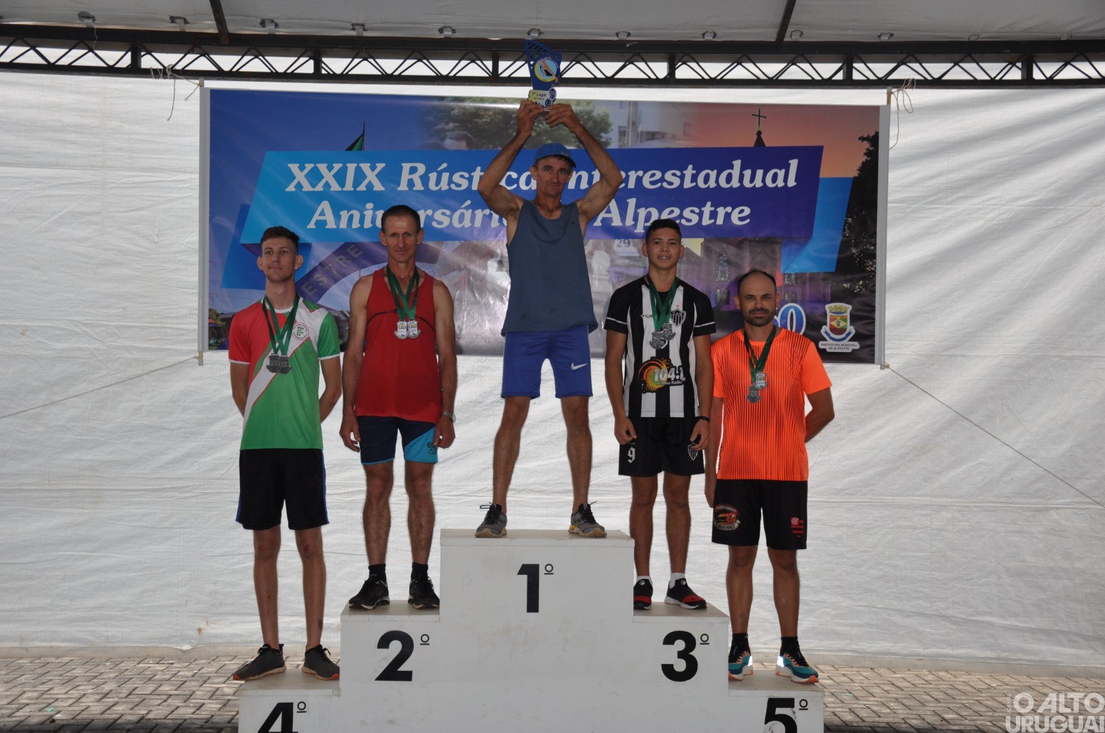 Mais de 400 atletas participam da Rústica Interestadual de Alpestre