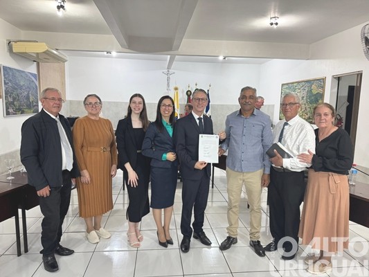 Câmara de Vereadores de Vicente Dutra homenageia Igreja Assembleia de Deus pelo centenário no RS