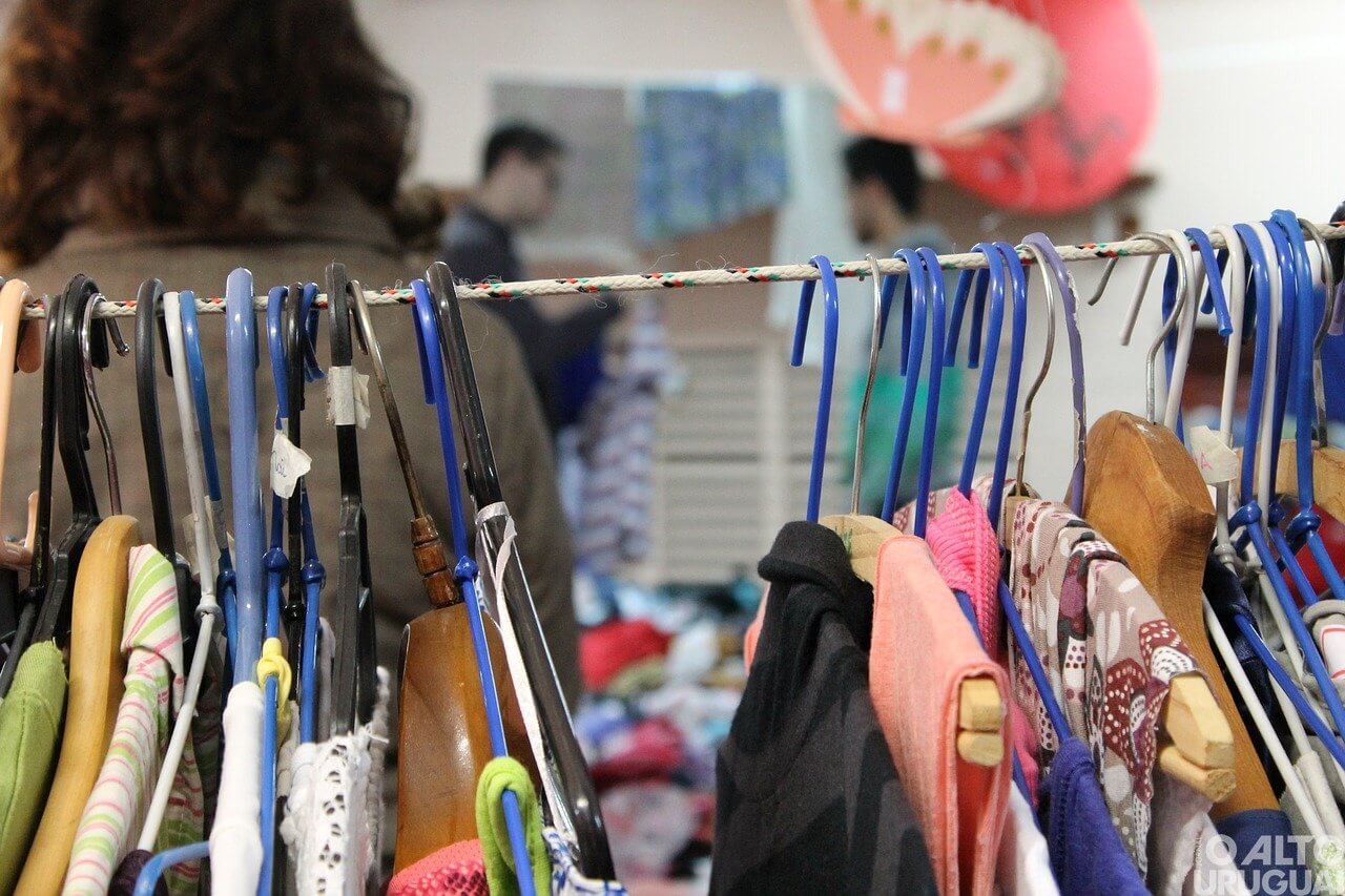 Associação de Deficientes Físicos de Frederico Westphalen realiza o "Achei no Brechó"