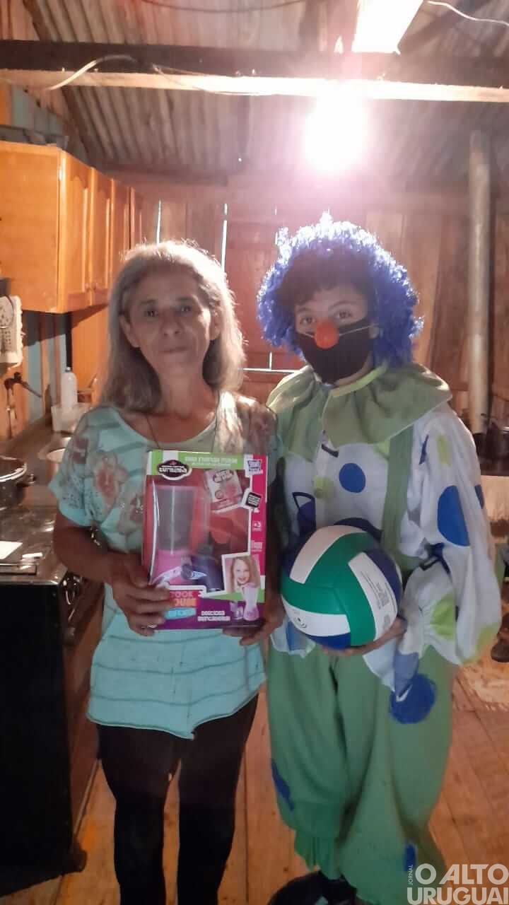 Vereadores mirins promovem ação solidária em Pinhal