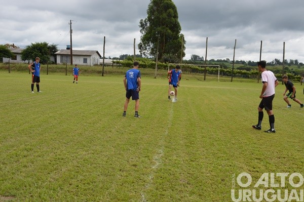 Campo do Guarani recebe encontro estadual de Casas Familiares Rurais