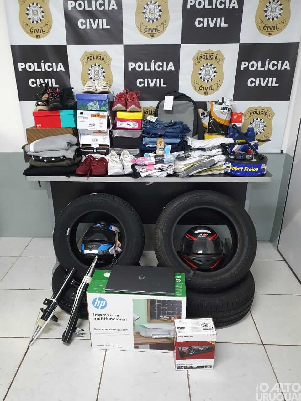 Policia Civil recupera quase R$ 20 mil furtados de casal em FW