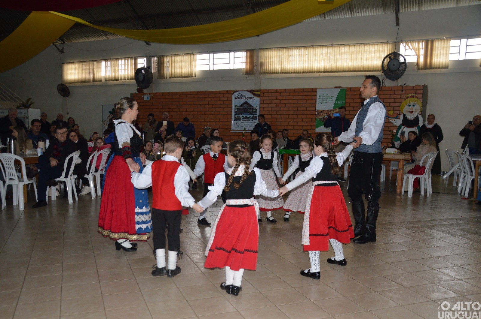 Mais de 500 pessoas participam da 33ª Julifest