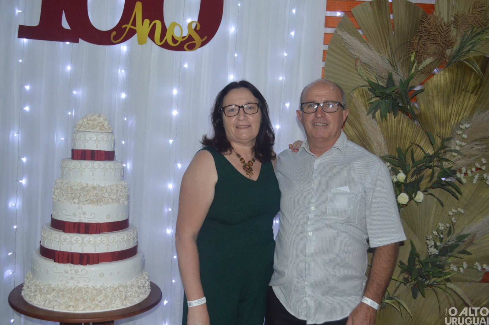 Centenas de pessoas participam das comemorações dos 100 anos de São João do Porto