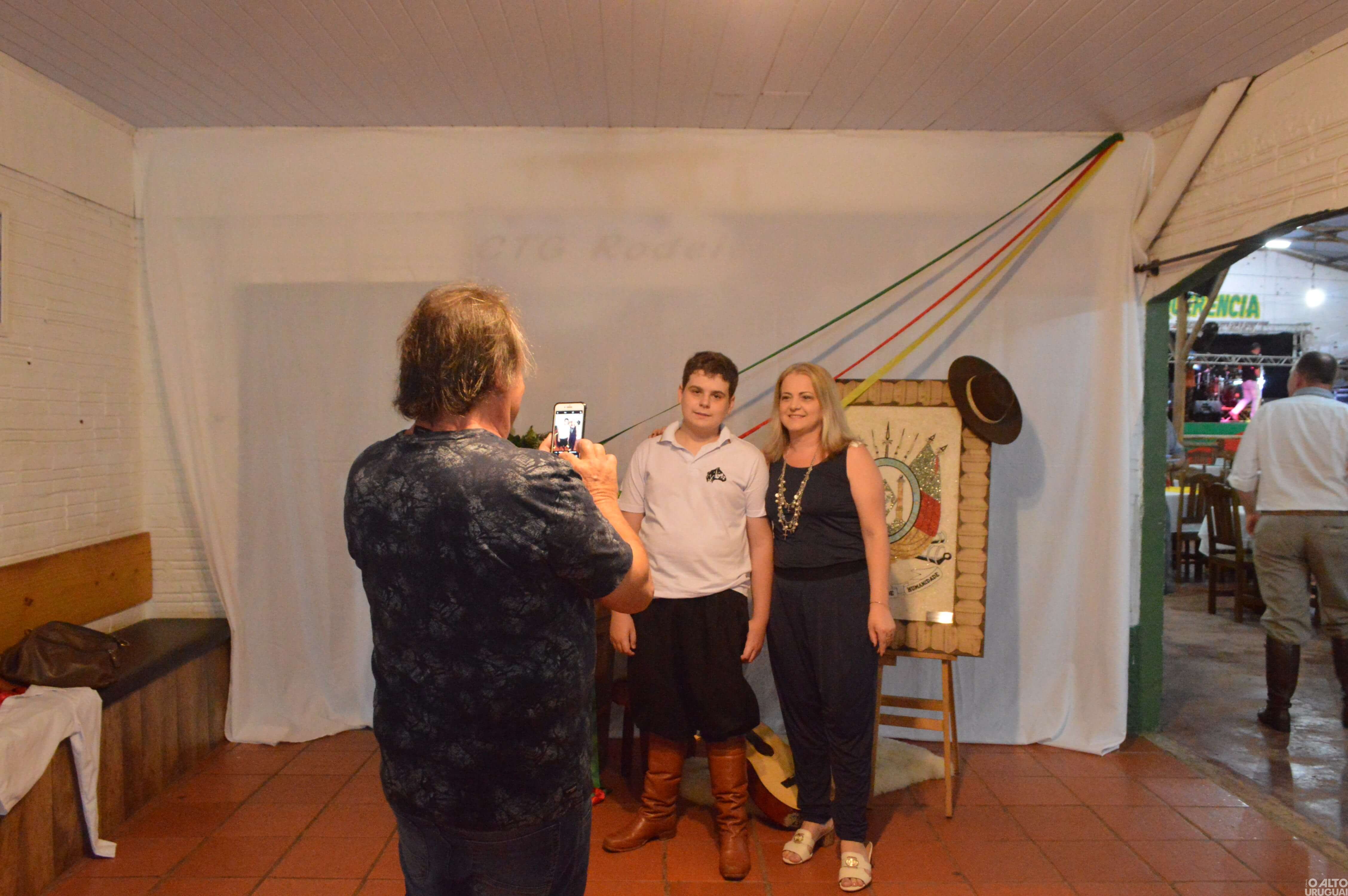 Diego Bertoletti da Rocha toma posse como patrão do CTG Rodeio da Querência