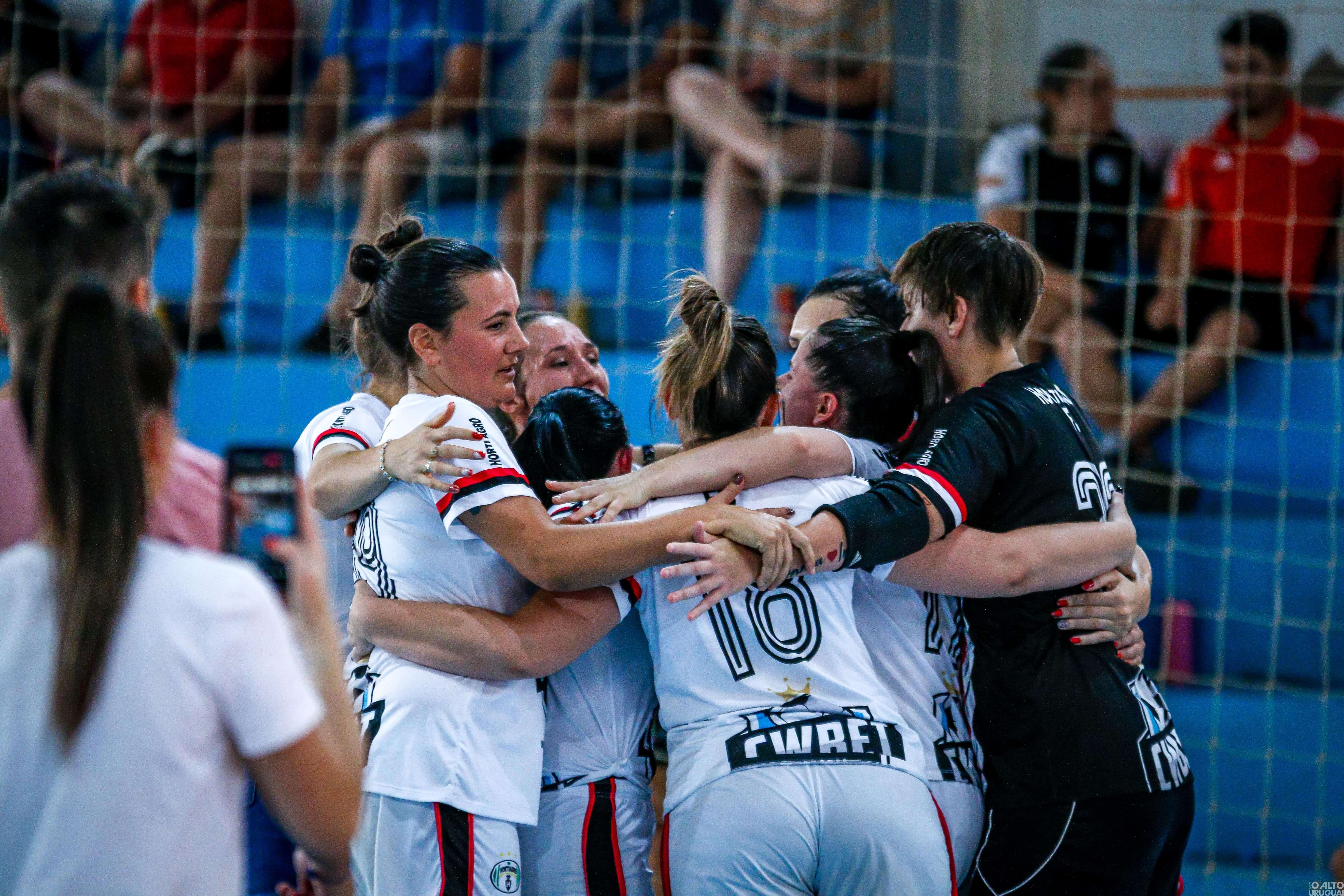 Torneio de futsal feminino movimenta equipes da região
