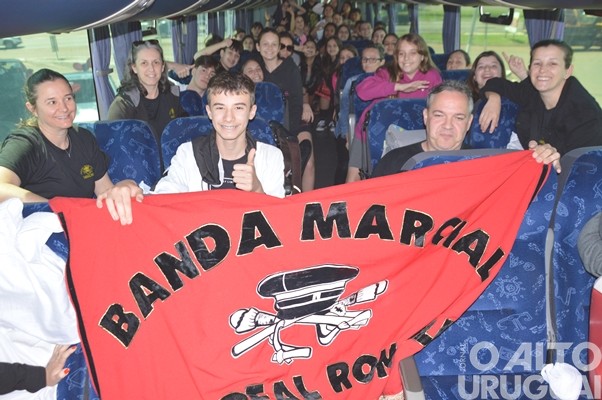 Bandas da Escola Cardeal Roncalli conquistam cinco títulos de campeãs e três de vice-campeãs em SC