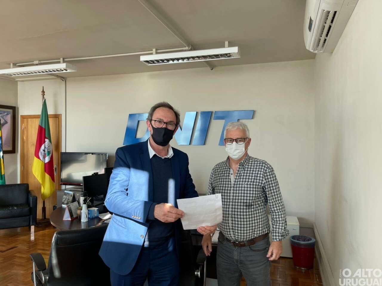 Panosso cobra agilidade na obra das passarelas