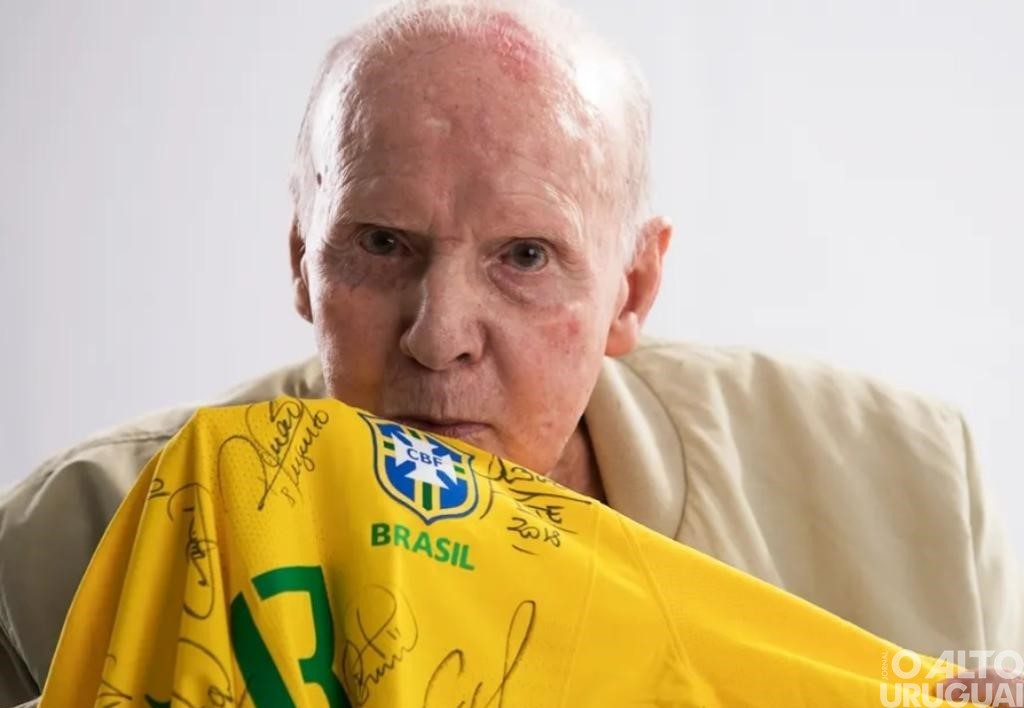 Zagallo, único tetracampeão mundial, morre aos 92 anos
