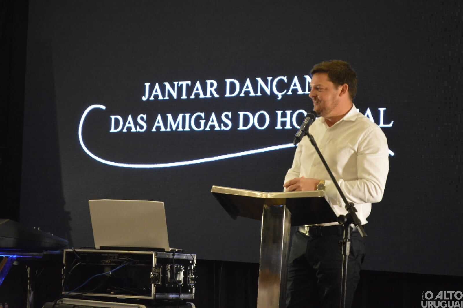 Jantar-dançante das Amigas do Hospital é realizado em Seberi