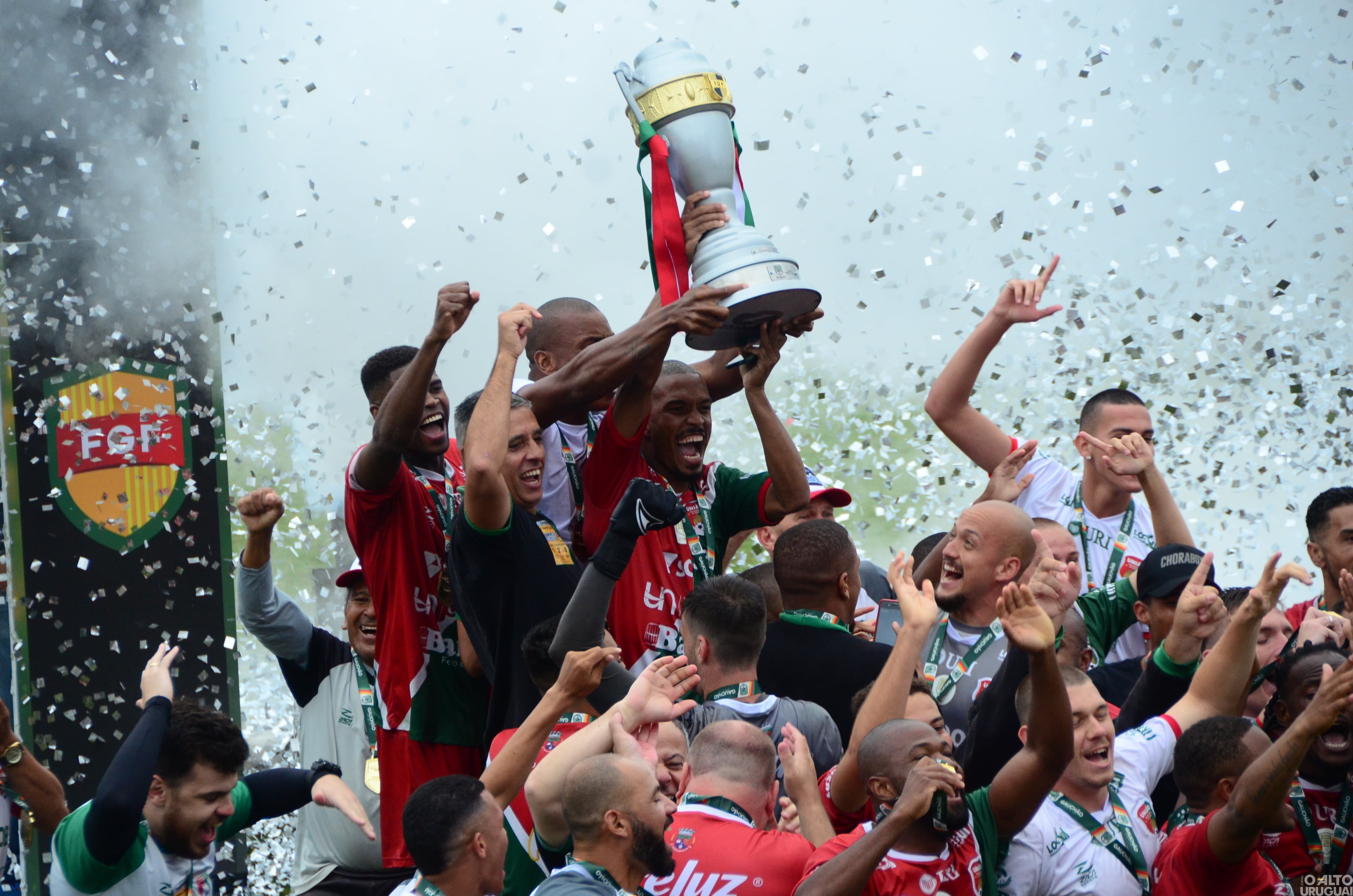 União-FW goleia e é campeão da Divisão de Acesso