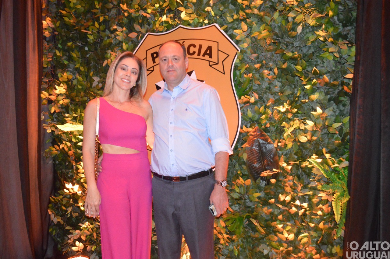 Baile Golden Night da 14ª DRPI homenageia parceiros da Polícia Civil na região