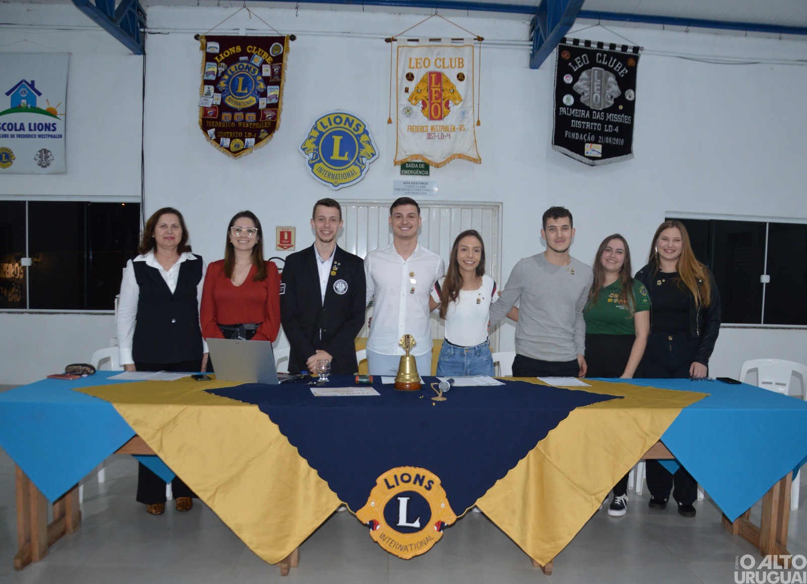 Diretoria do LEO Clube de FW toma posse