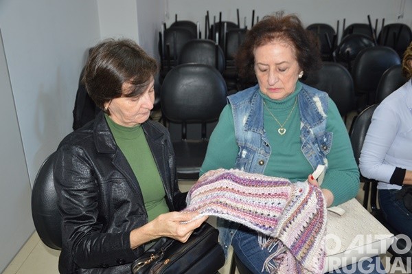 Tricolã promove workshop de tricô e crochê em FW