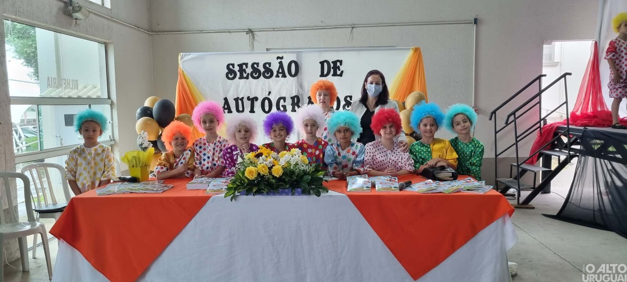 Taquaruçu do Sul: Ciranda Literária homenageia crianças, professores e funcionários públicos