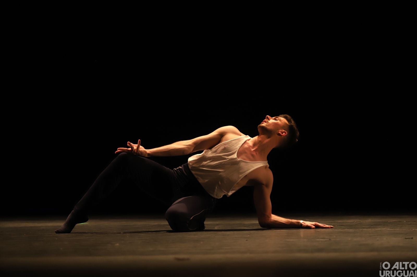 Talentos frederiquenses participam do 40º Festival de Dança de Joinville