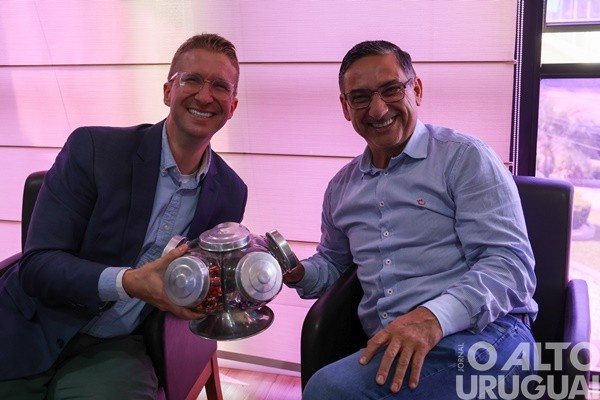 Prefeito de Pinhal recebe a vista do secretário de Desenvolvimento Social do RS