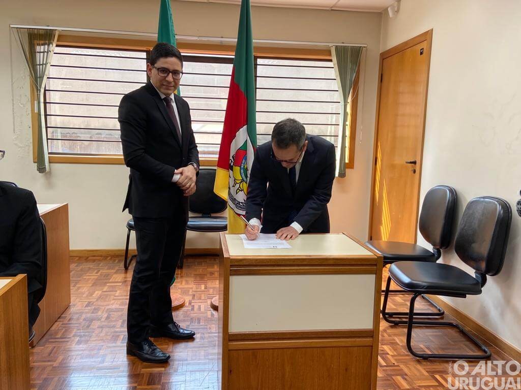 Comarca de Rodeio Bonito conta com novo juiz