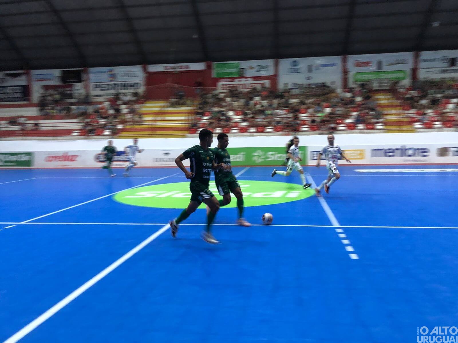 Lokomotiv vence o Guarani em FW