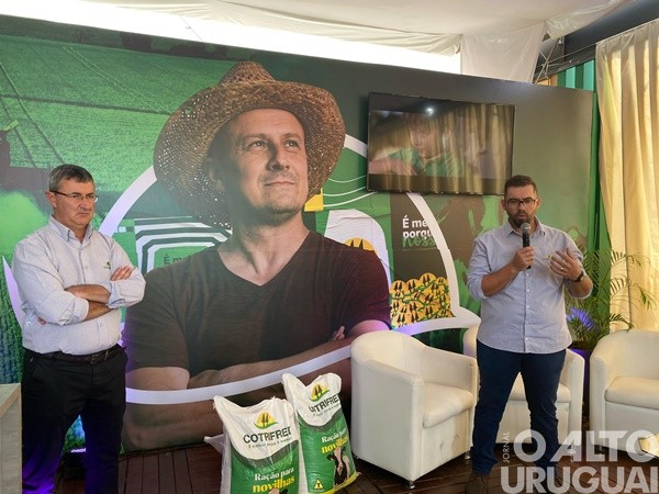 Cotrifred lança nova ração para novilhas