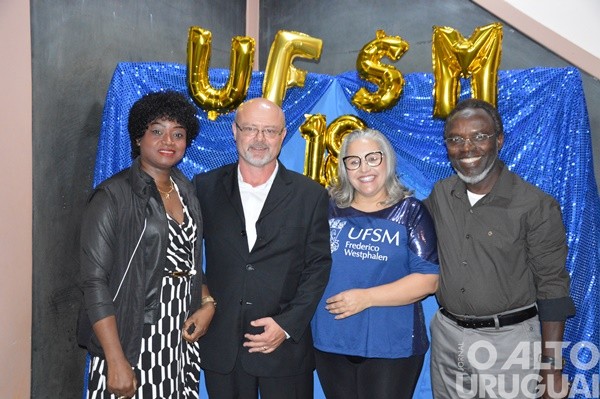 Campus UFSM/FW celebra 18 anos de história com homenagens e confraternização