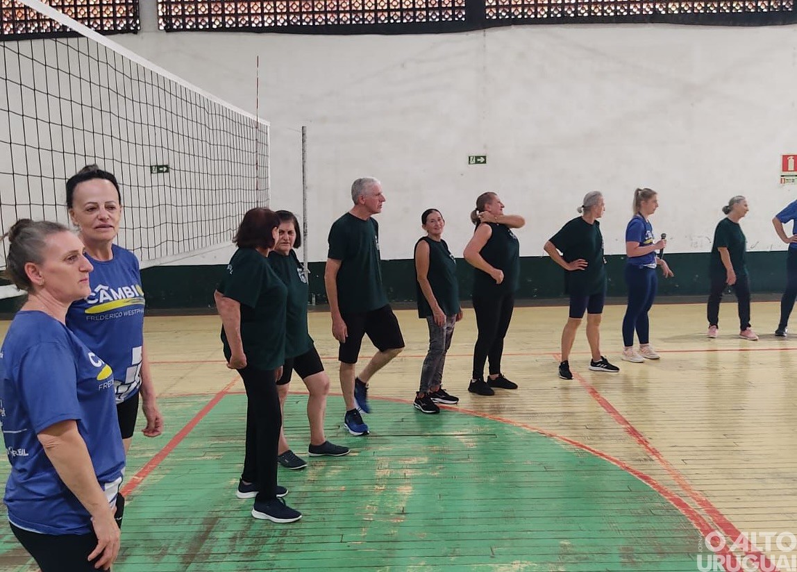 Integrantes do Programa Câmbio de Taquaruçu do Sul participam de atividade do Sesc FW