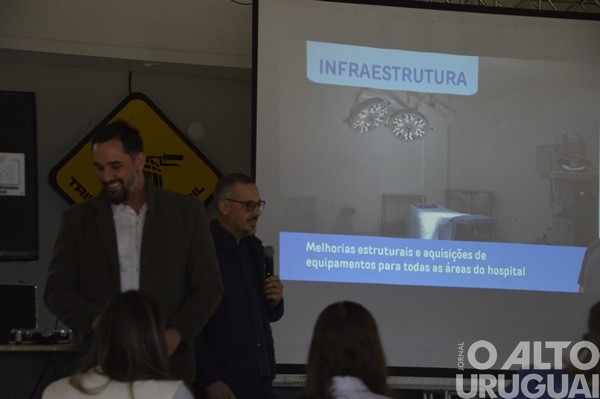 Hospital Divina Providência apresenta painel com seus avanços e resultados