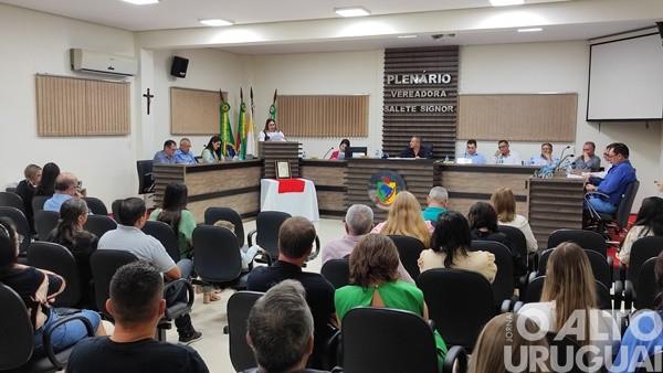 Moinho Tres recebe moção de aplauso pelos seus 80 anos