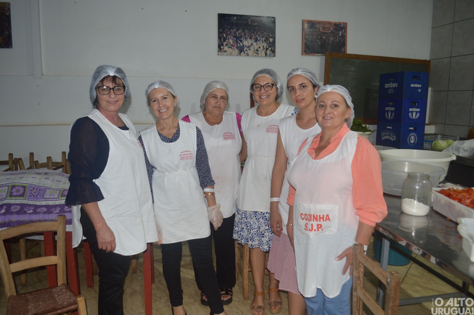 Centenas de pessoas participam das comemorações dos 100 anos de São João do Porto