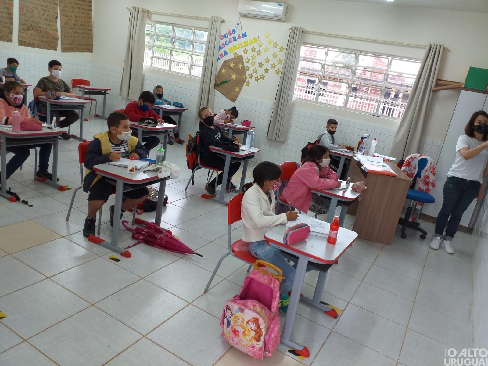 Pinheirinho do Vale : escola retoma aulas após danos do vendaval