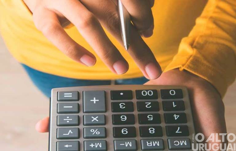 Inadimplência cai, mas dívidas crescem em setembro